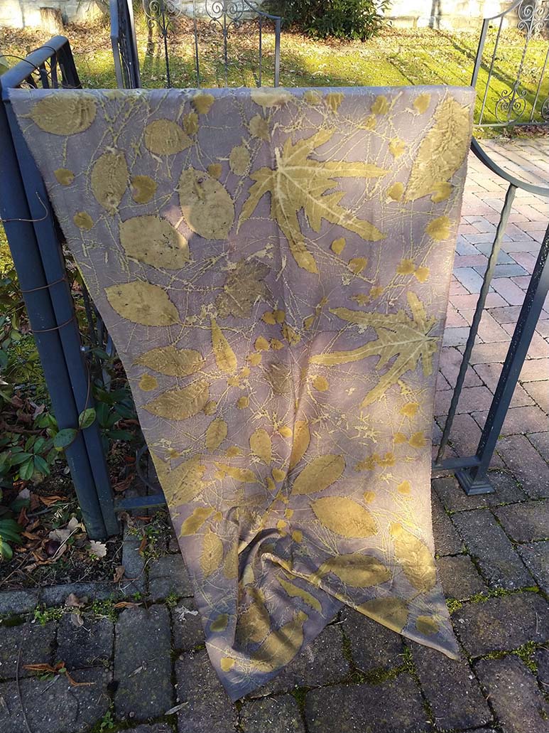 Stola-seta-ecoprint-Magico_sole-S24-05