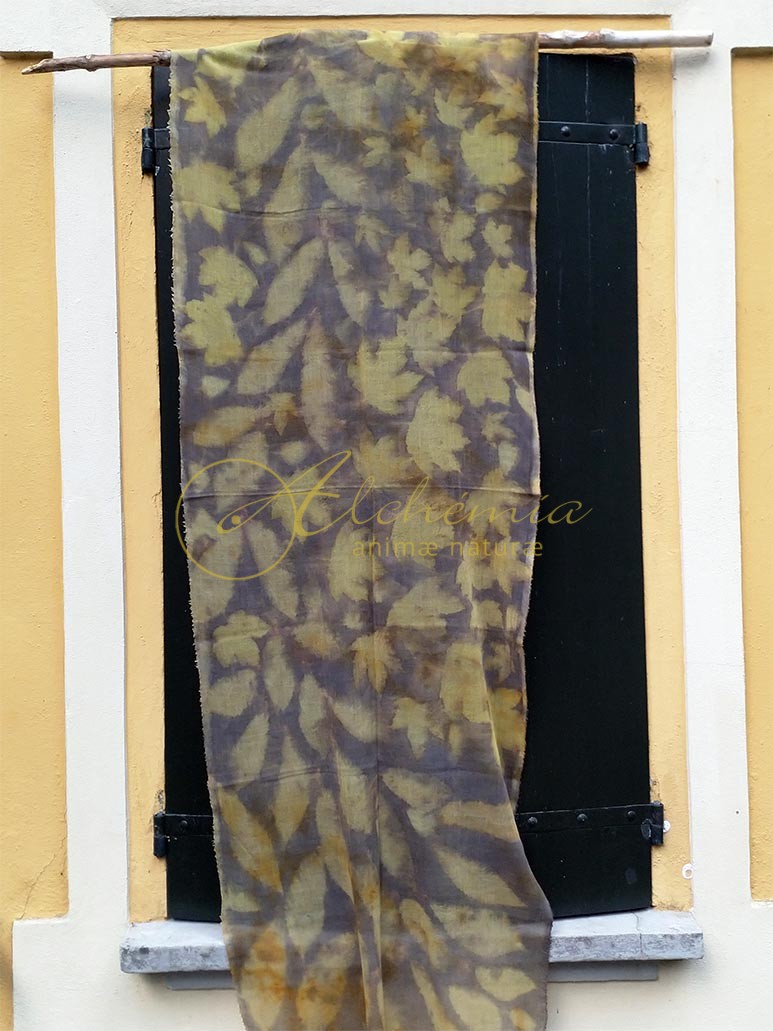 Stola in lana e seta "Foliage"