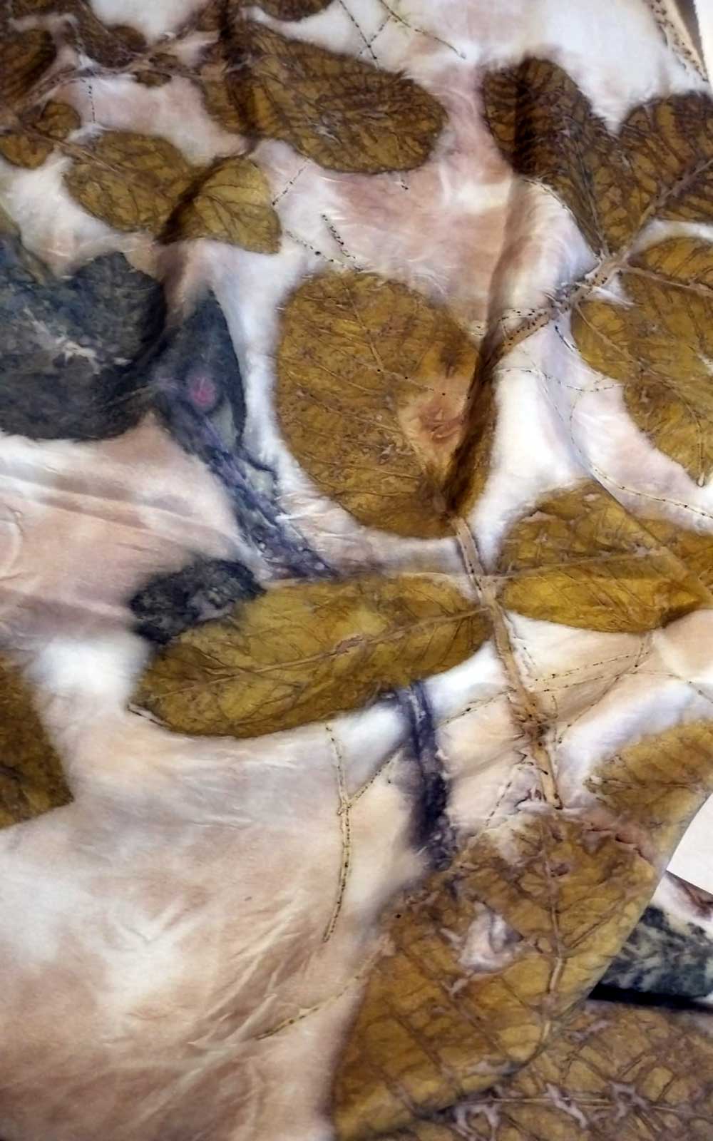 Stola in pura seta - ecoprint - Nel bosco